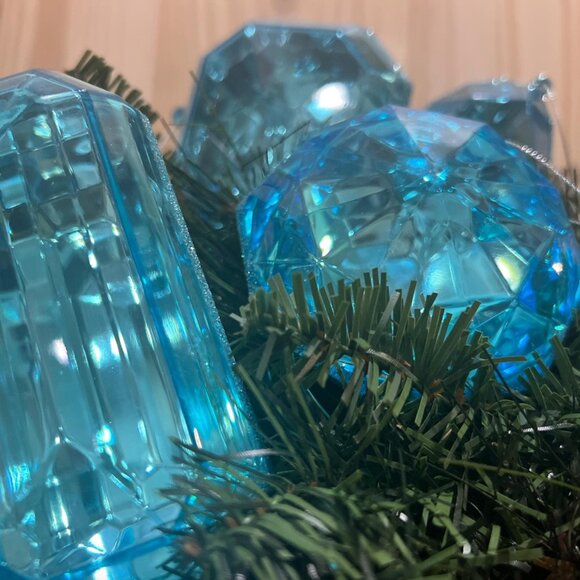 4 Piece Set Jewel Ornament Set Acrylic Gems Christmas Decor Choose Color - Picture 11 of 16